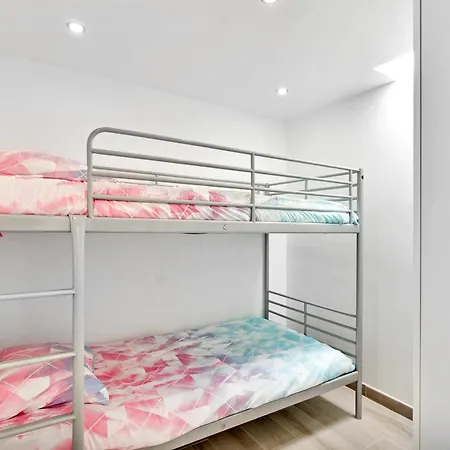 With Private Pool 펜션 칼라오살바헤