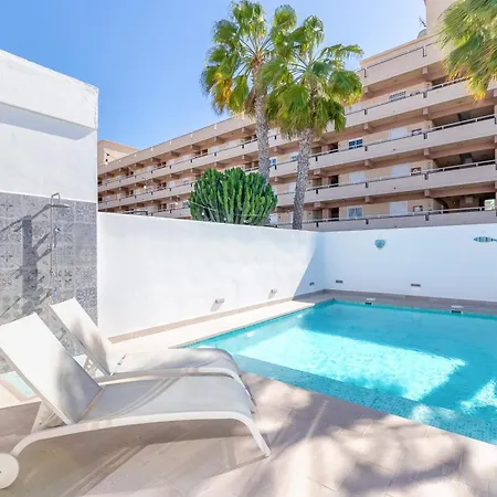 With Private Pool 칼라오살바헤