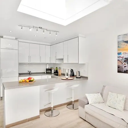 With Private Pool * Callao Salvaje