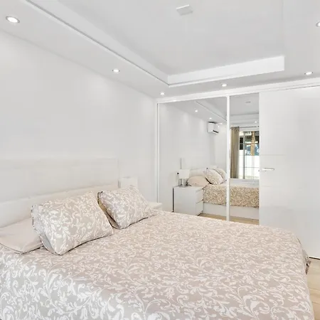 With Private Pool Callao Salvaje