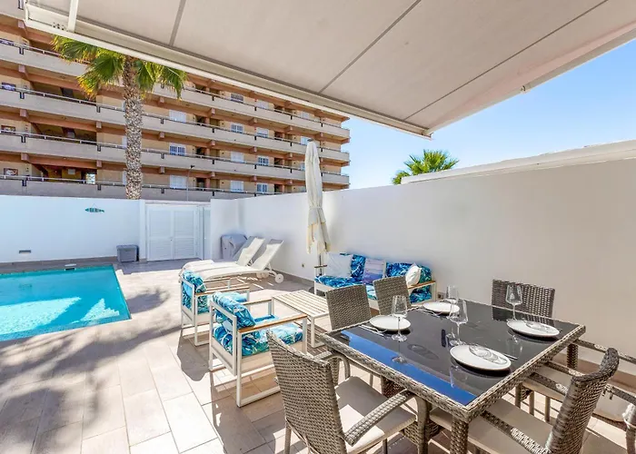 With Private Pool *